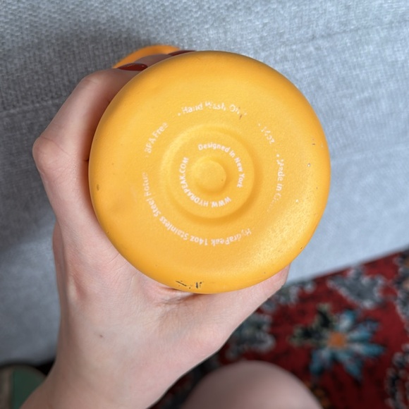 2 Hydrapeak Water Bottles - Picture 4 of 5